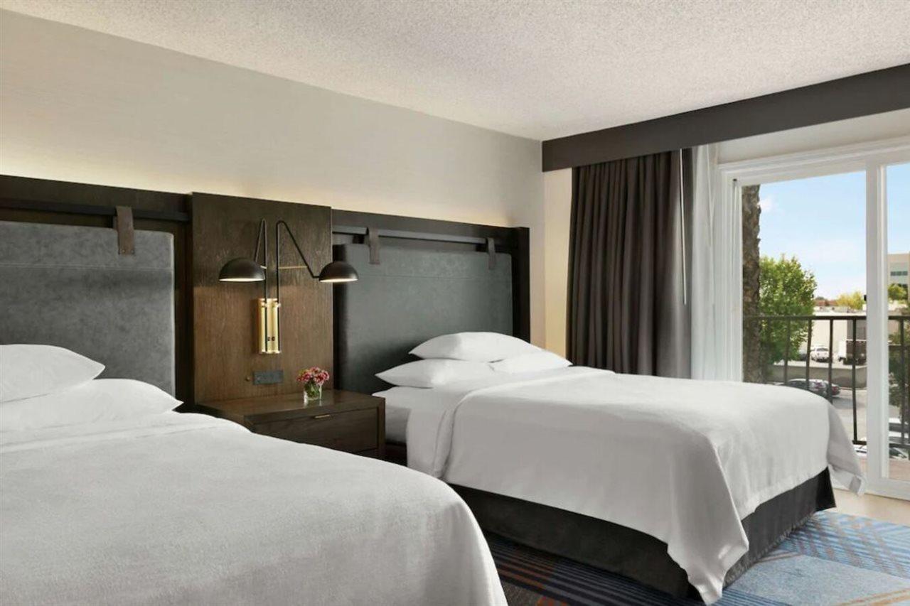 Embassy Suites By Hilton Los Angeles Downey Exterior foto