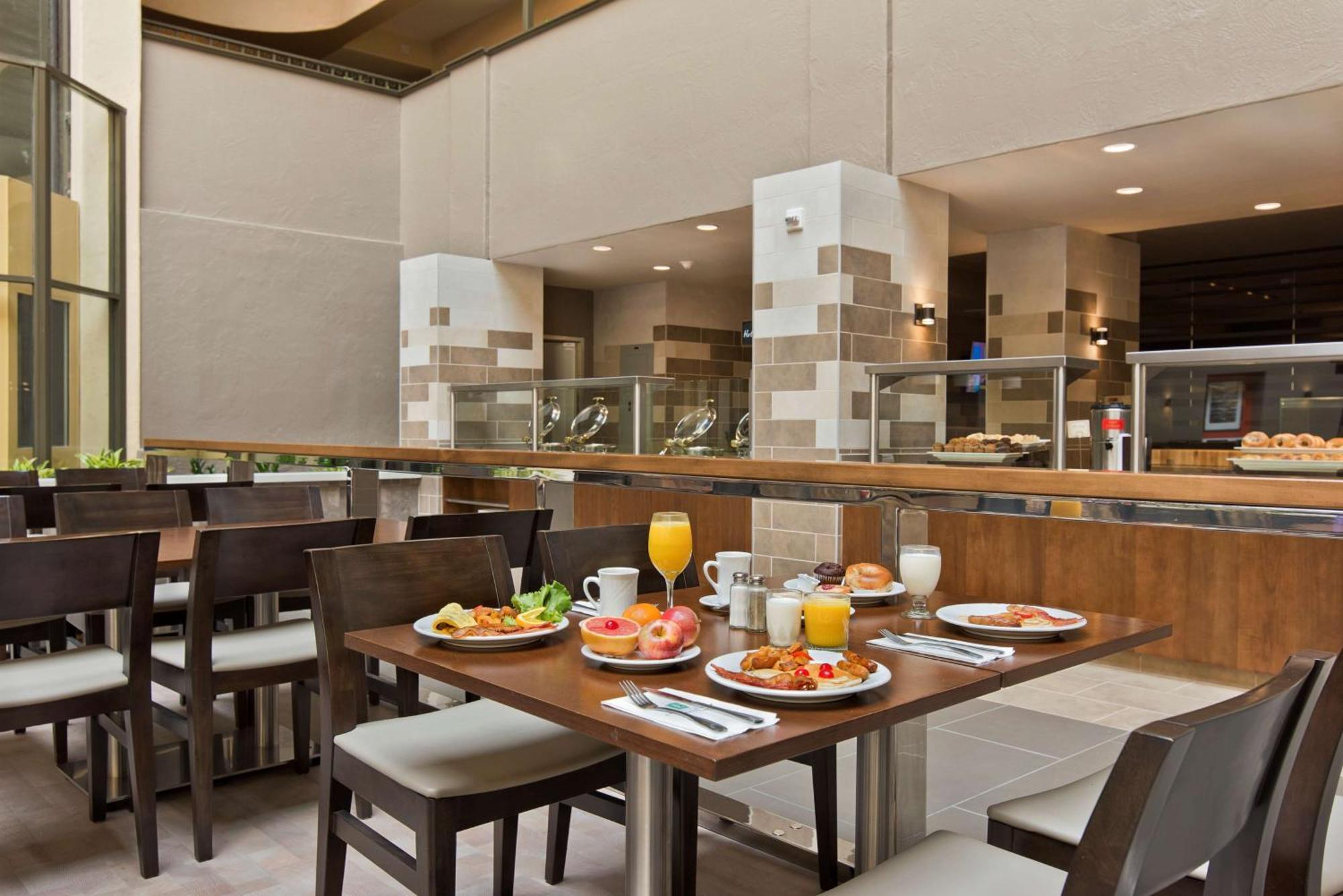 Embassy Suites By Hilton Los Angeles Downey Exterior foto