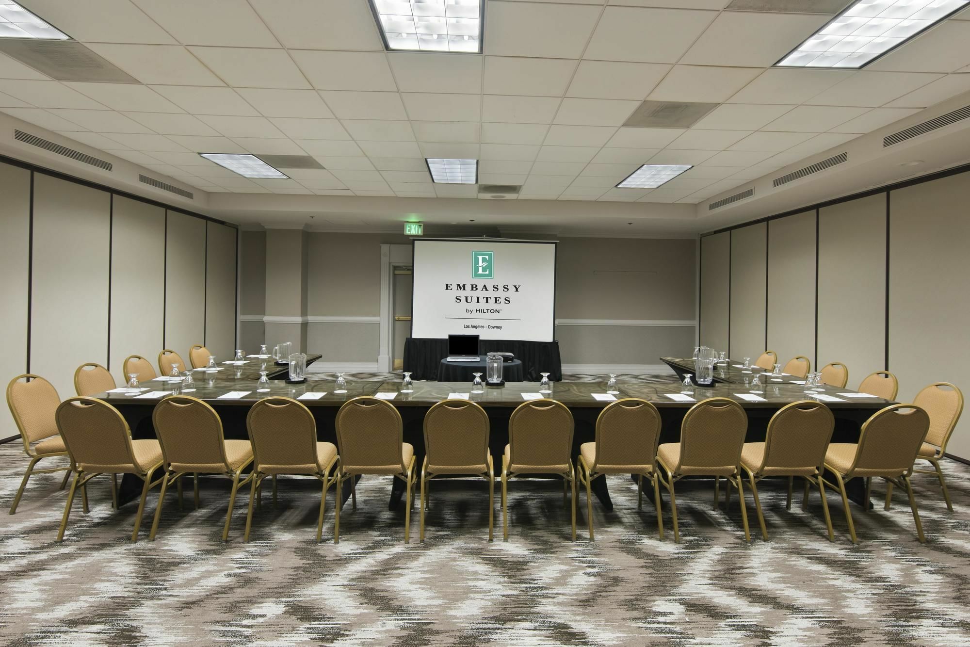 Embassy Suites By Hilton Los Angeles Downey Exterior foto